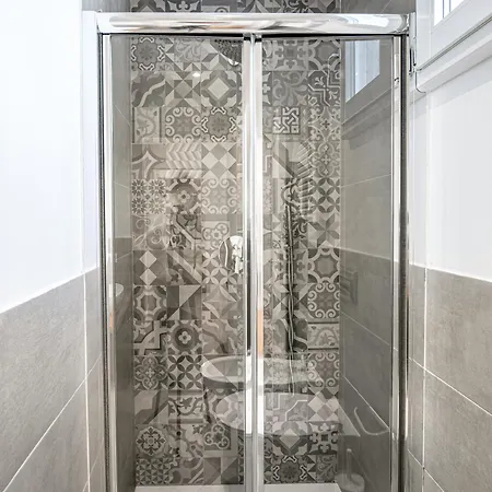 Four Seasons Martelli Luxury 50 M From Duomo